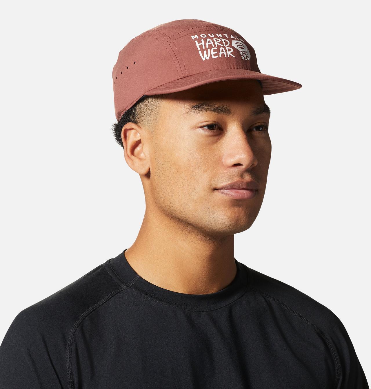 2023851_643_a3?w=1280&h=1344&